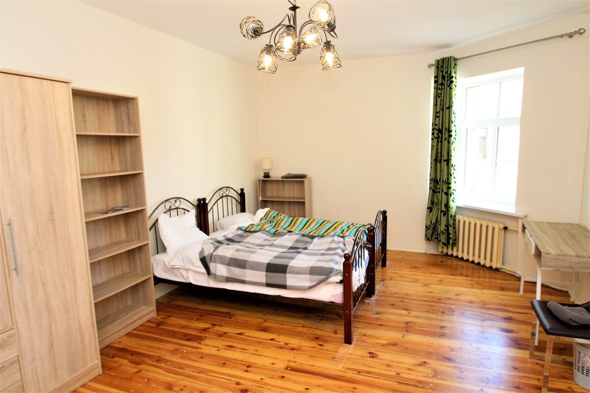 Rooms in Apartment Nr 7 230eur+utilities  ( All rooms reserved till 12.2023)